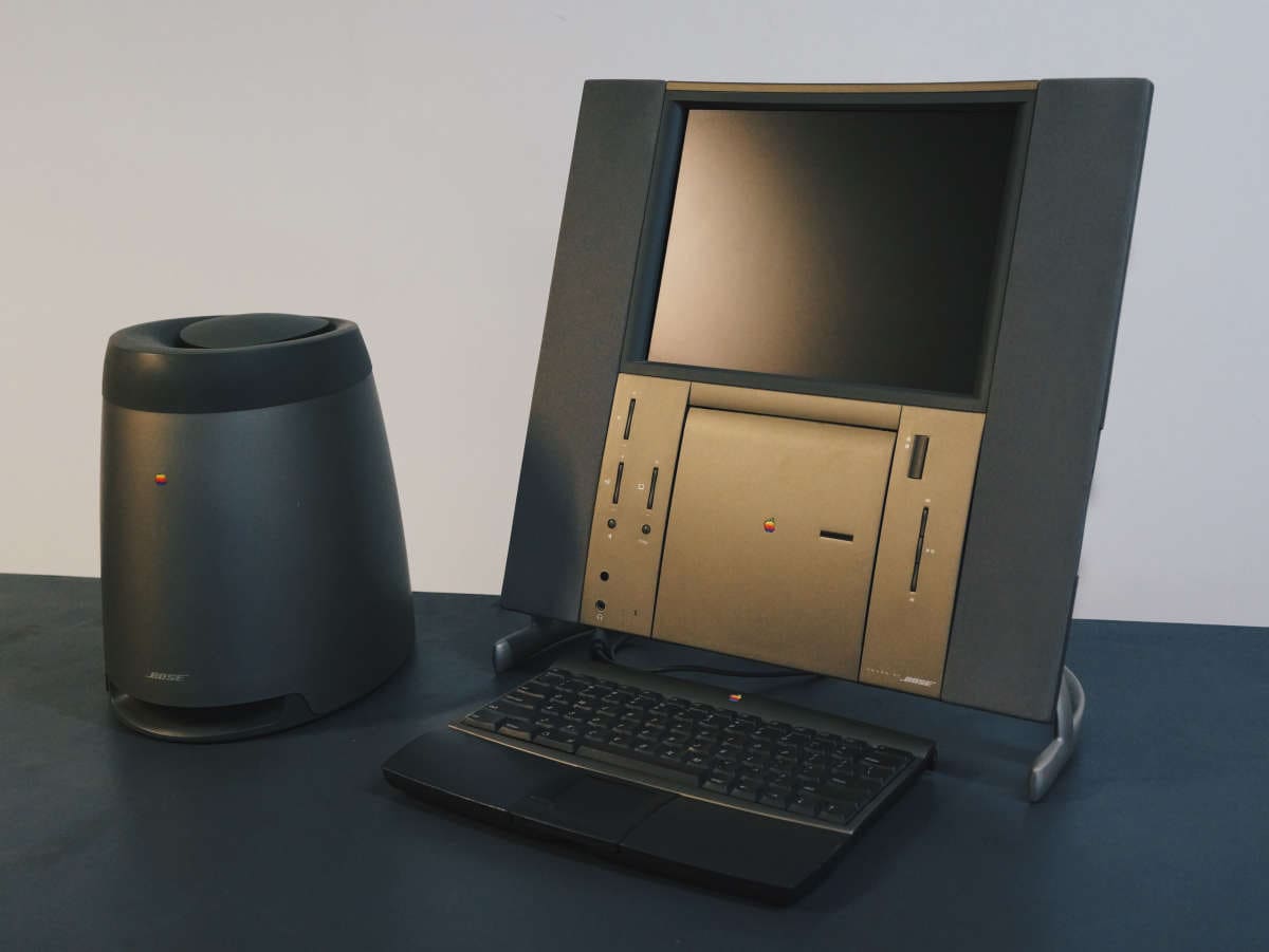apple computer with bose