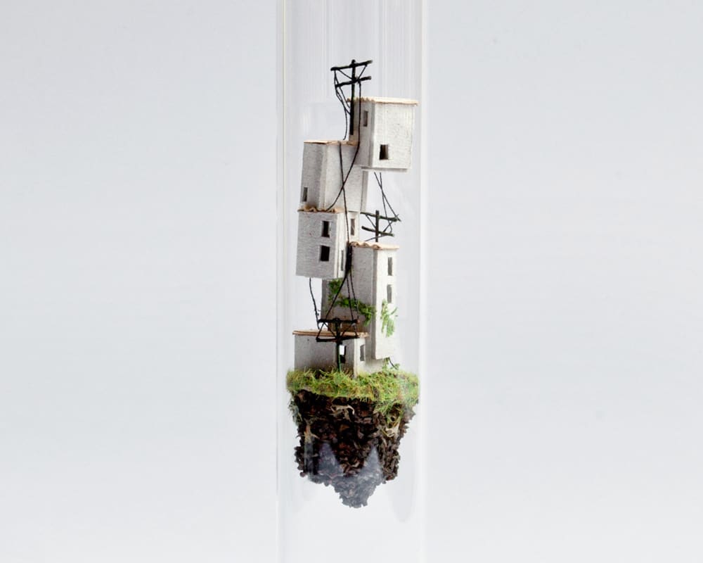 Rosa de Jong-micro-matter-tiny-sculptures-2